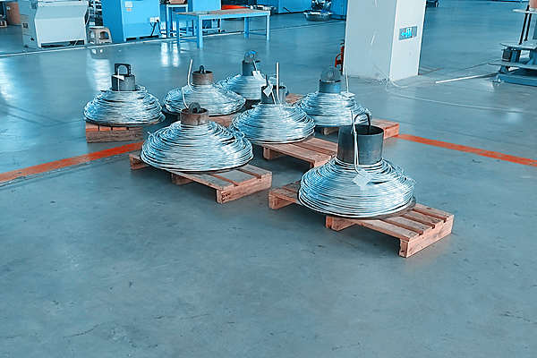 精密焊接的隱形冠軍：安葉錫材如何用0.15mm焊錫球撬動(dòng)千億市場(chǎng)？